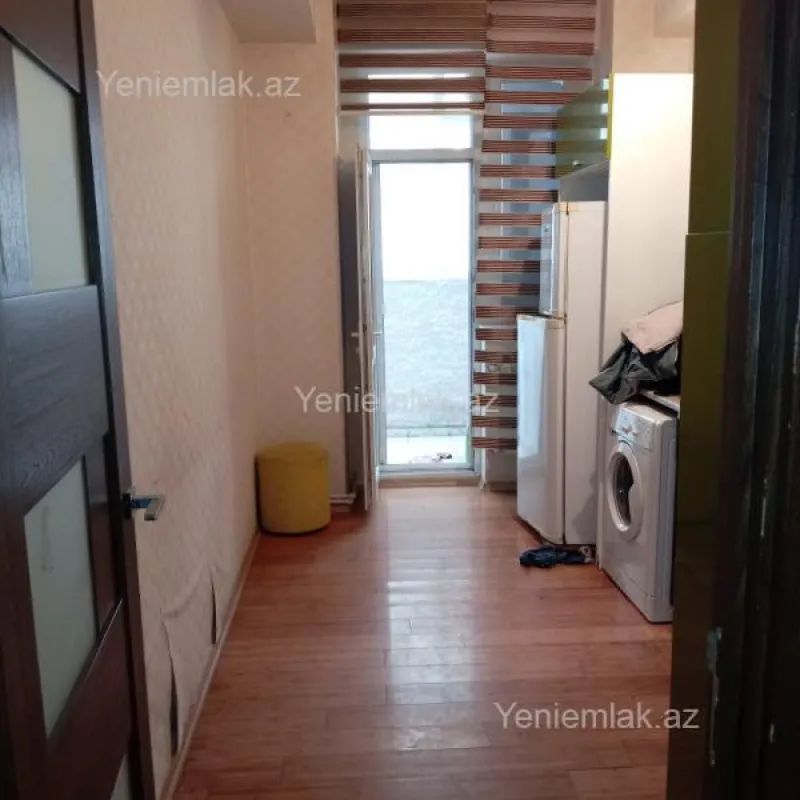 Satılır 3 otaqlı yeni tikili 76.5 m²