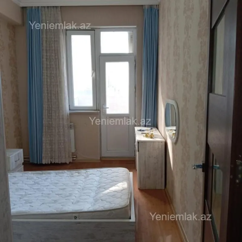 Satılır 3 otaqlı yeni tikili 76.5 m²