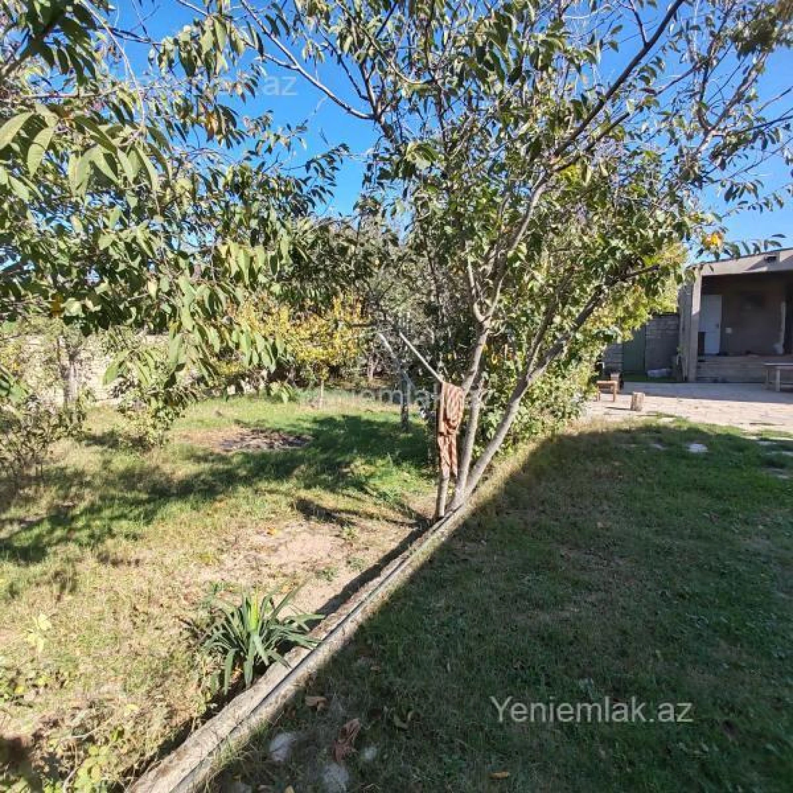 Satılır 4 otaqlı həyət evi 130 m²