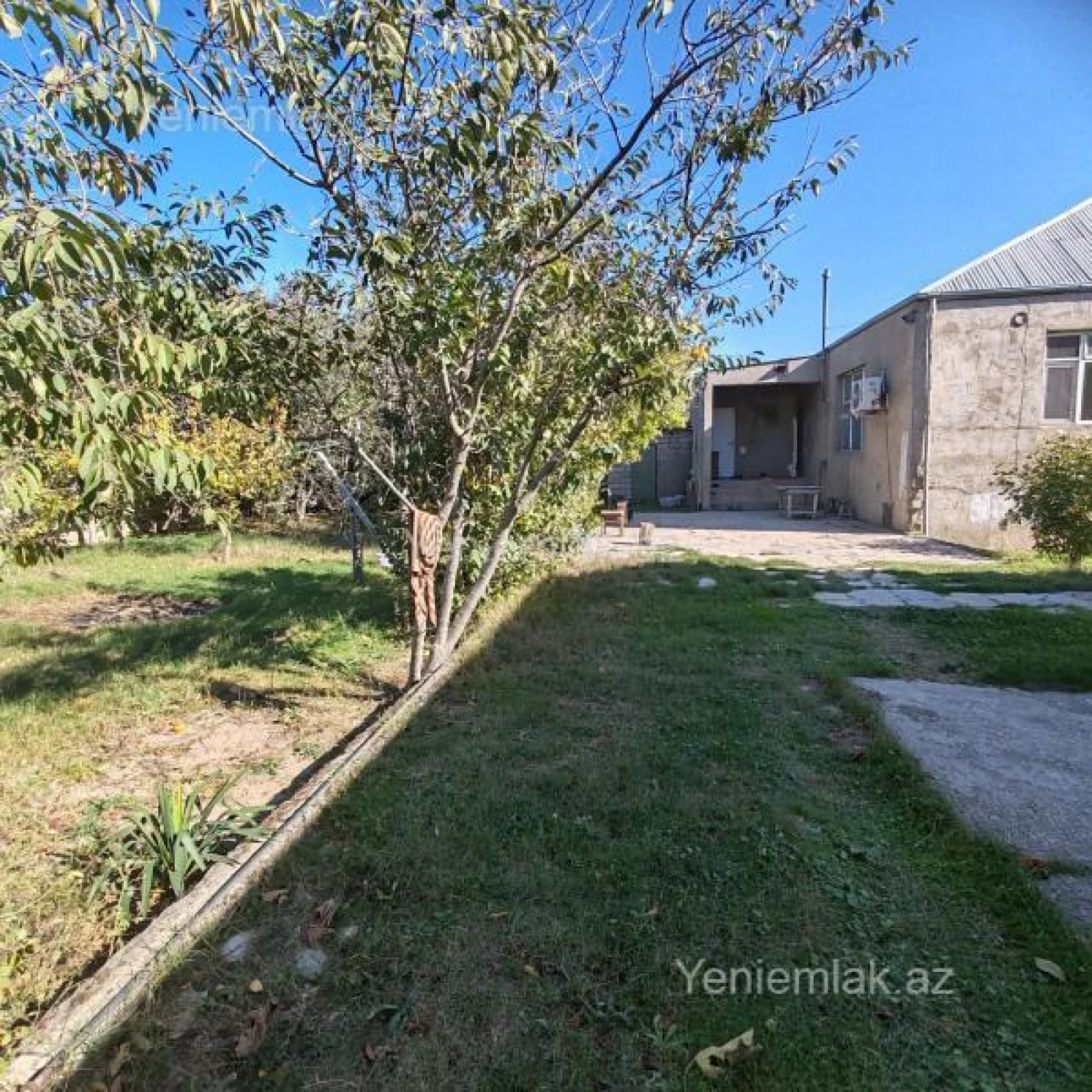 Satılır 4 otaqlı həyət evi 130 m²