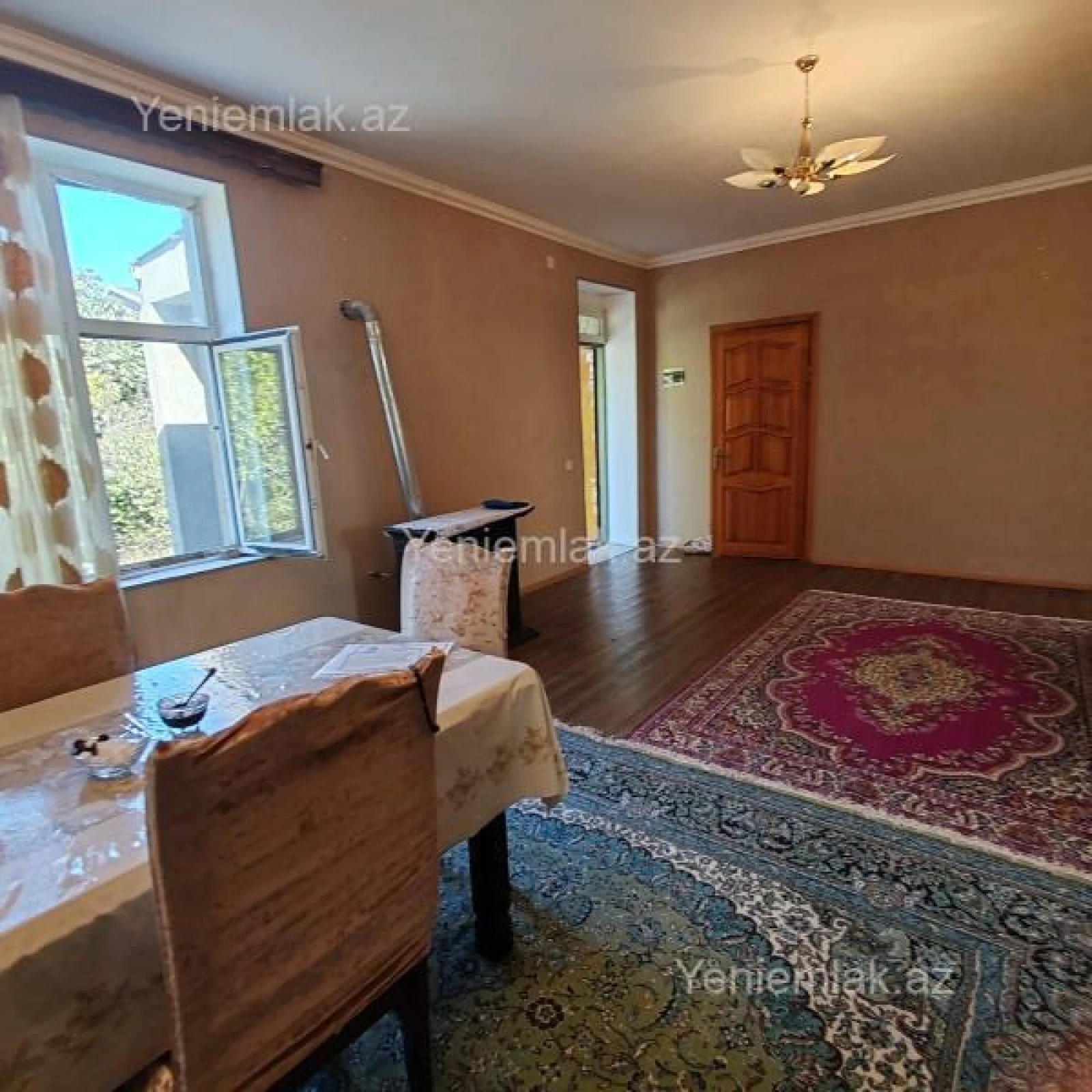 Satılır 4 otaqlı həyət evi 130 m²