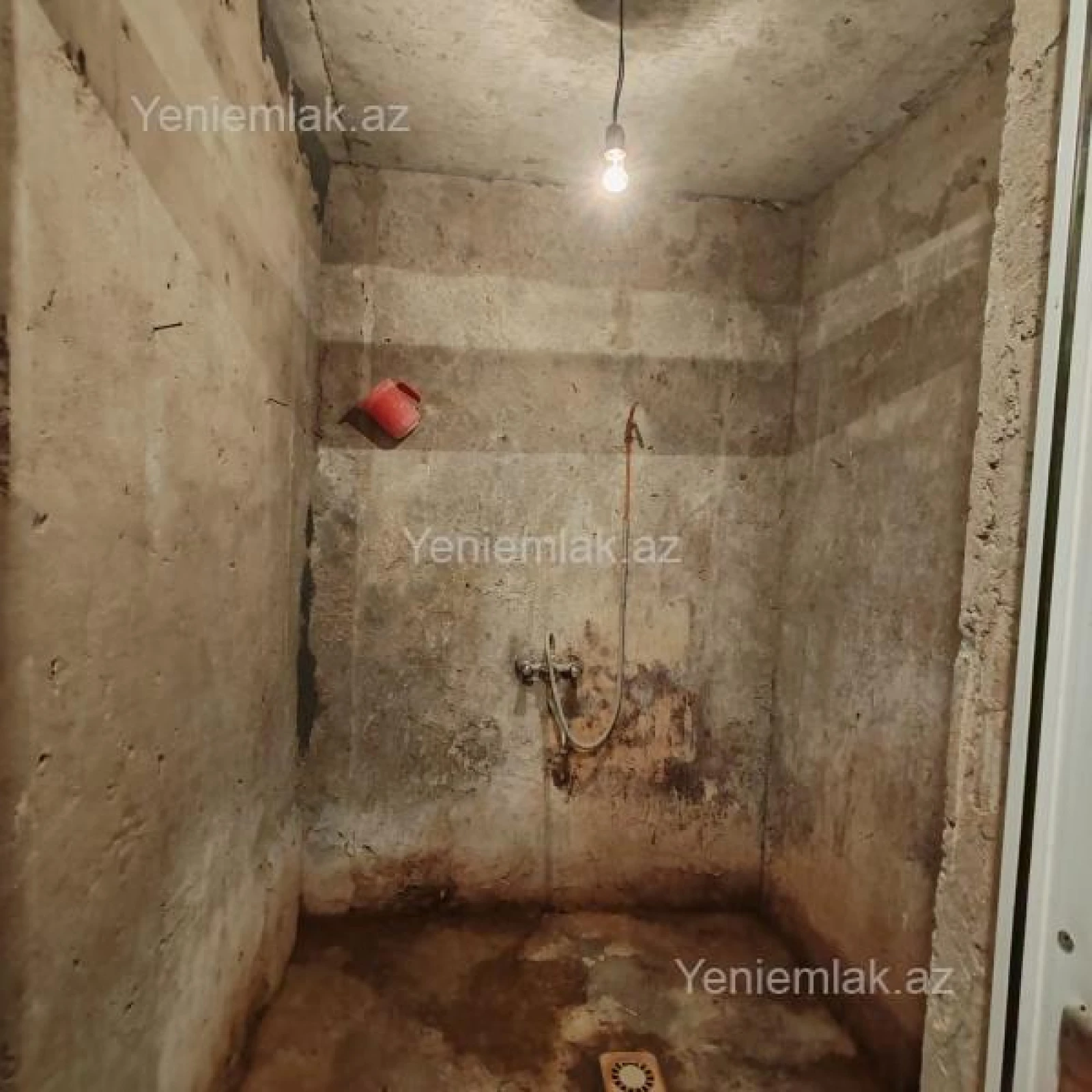 Satılır 4 otaqlı həyət evi 130 m²