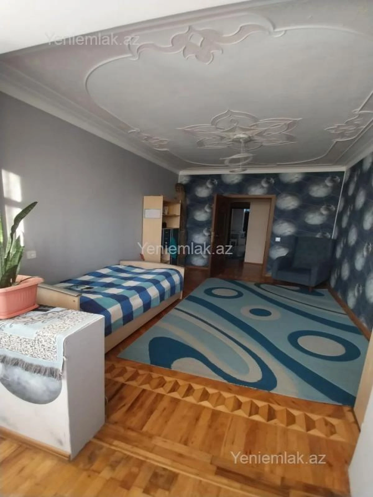 Satılır 4 otaqlı köhnə tikili 92 m²