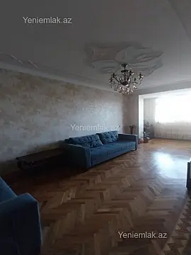 Satılır 4 otaqlı köhnə tikili 92 m²