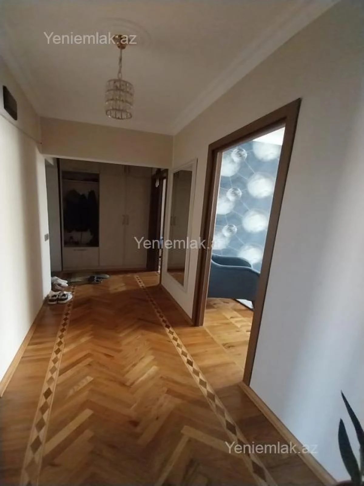 Satılır 4 otaqlı köhnə tikili 92 m²