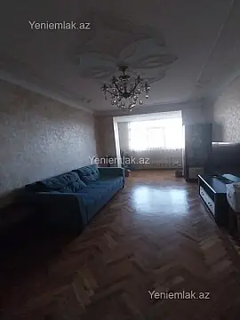 Satılır 4 otaqlı köhnə tikili 92 m²