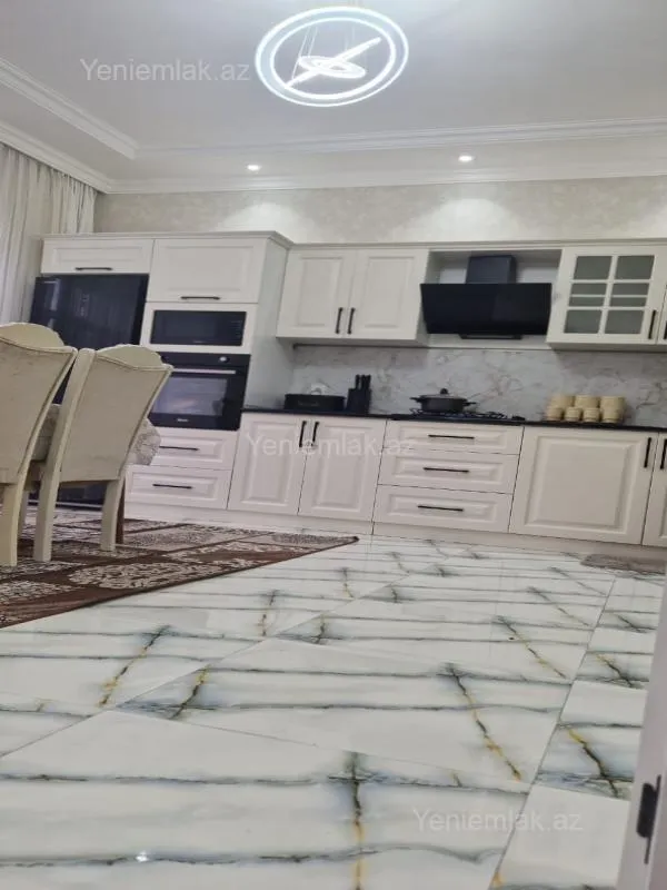 Satılır 3 otaqlı həyət evi 145 m²
