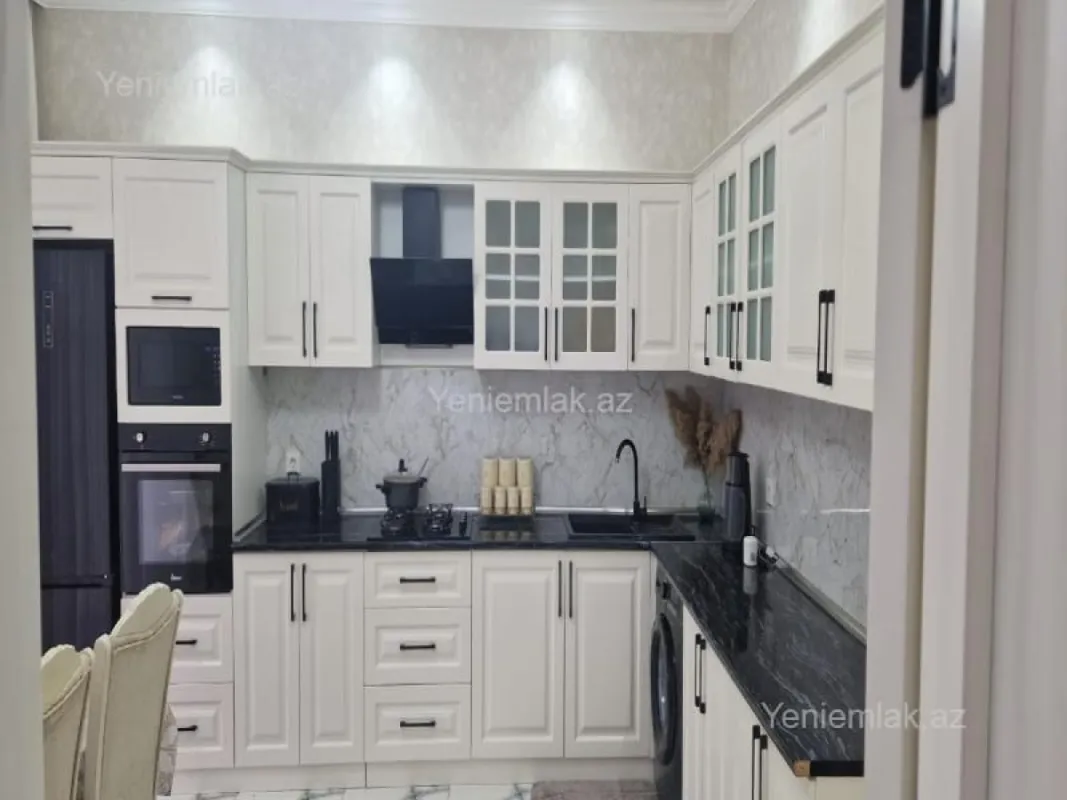 Satılır 3 otaqlı həyət evi 145 m²