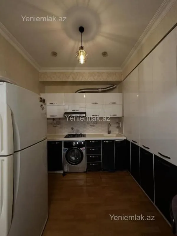 Satılır 3 otaqlı yeni tikili 75 m²