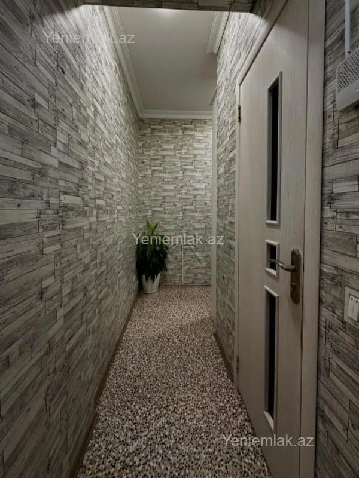 Satılır 3 otaqlı yeni tikili 75 m²