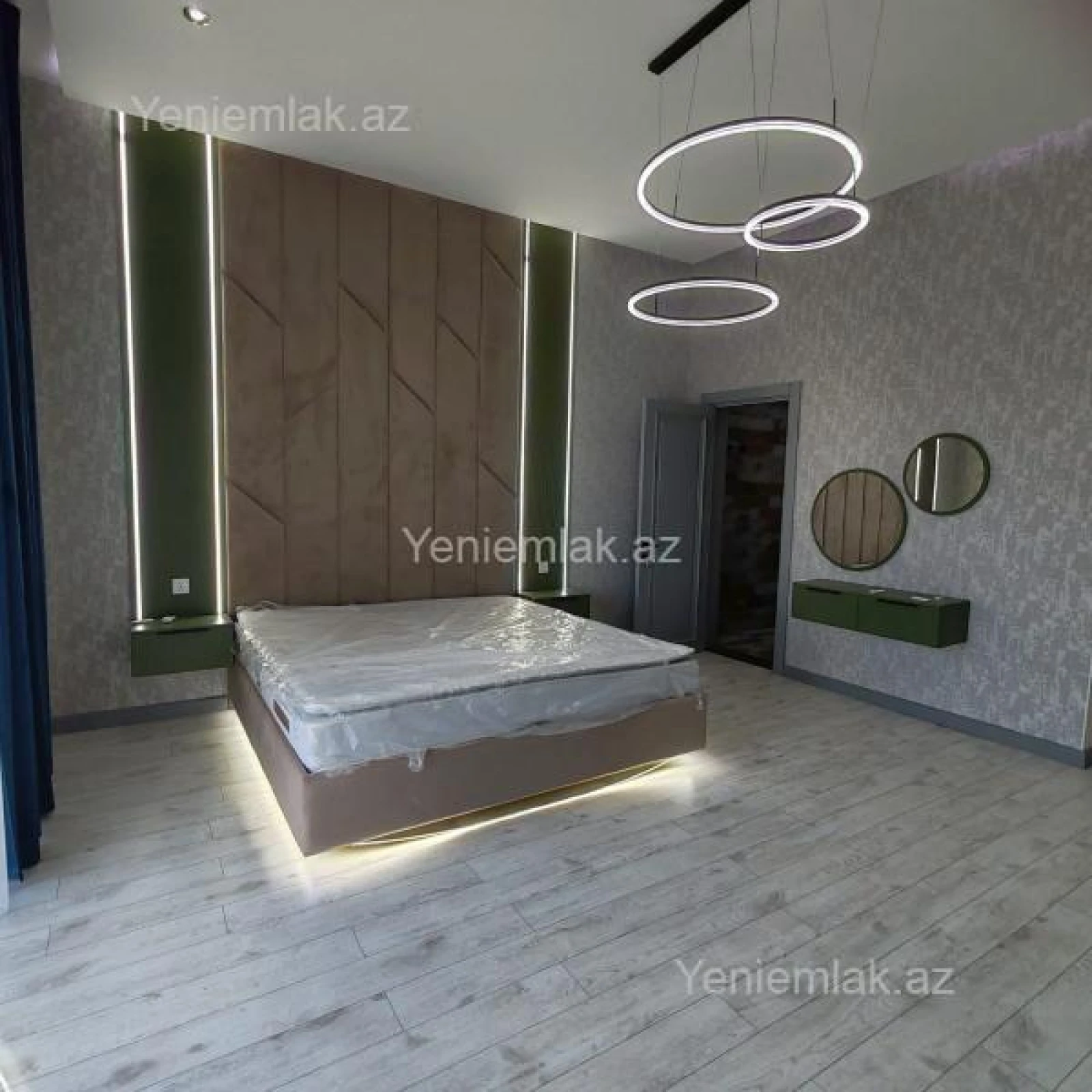 Satılır 5 otaqlı həyət evi 250 m²