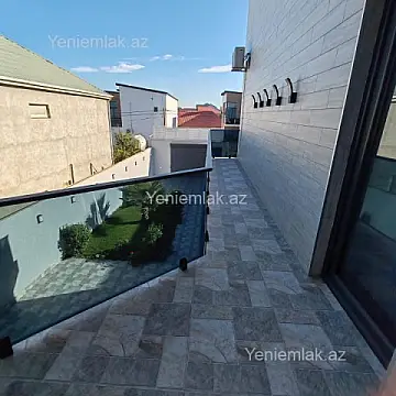 Satılır 5 otaqlı həyət evi 250 m²