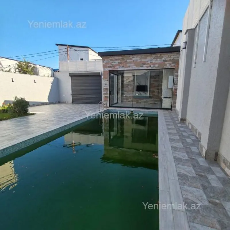 Satılır 5 otaqlı həyət evi 250 m²