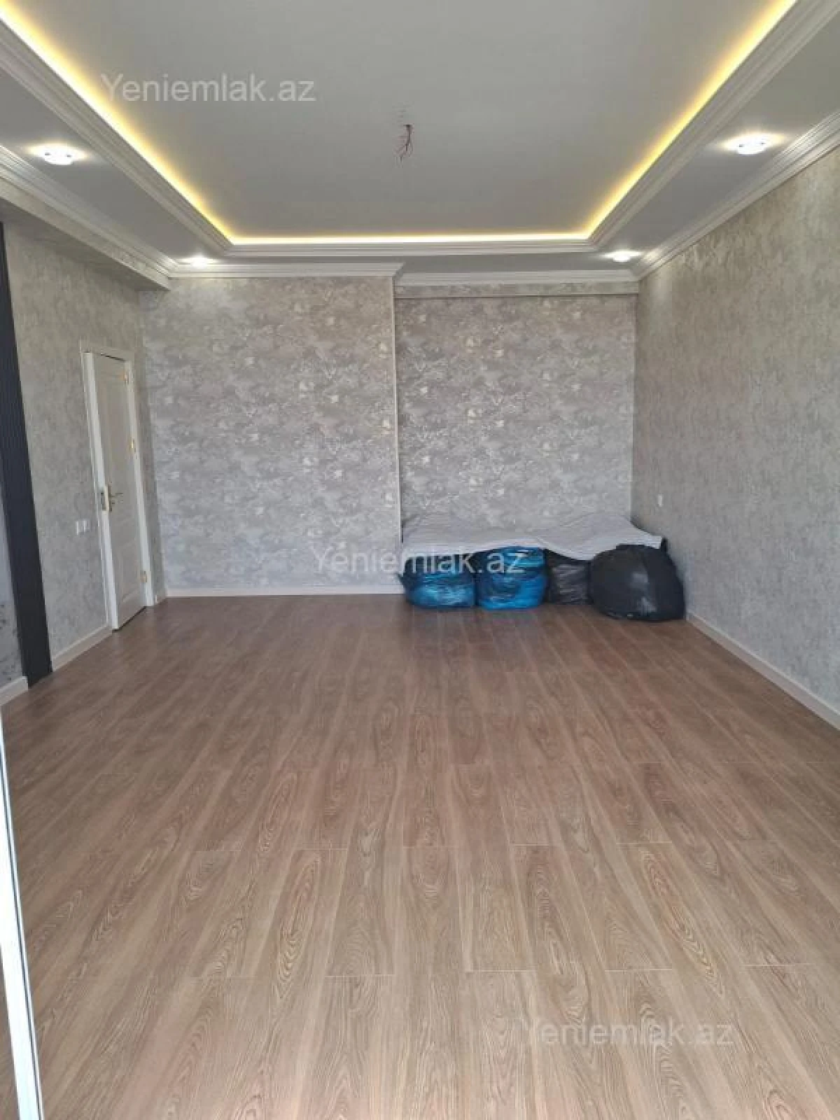 Satılır 2 otaqlı yeni tikili 61 m²