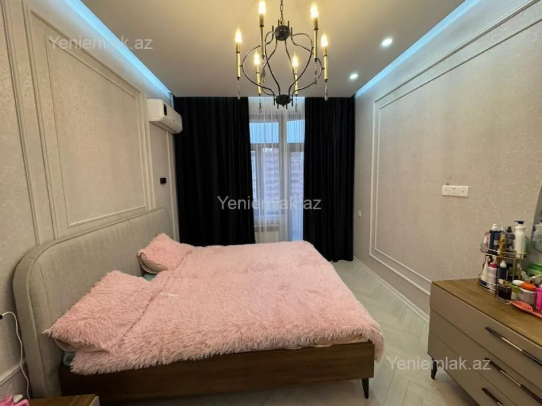Satılır 3 otaqlı yeni tikili 105 m²