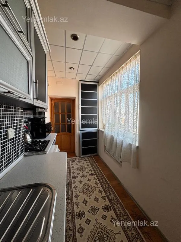 Satılır 3 otaqlı yeni tikili 81.5 m²