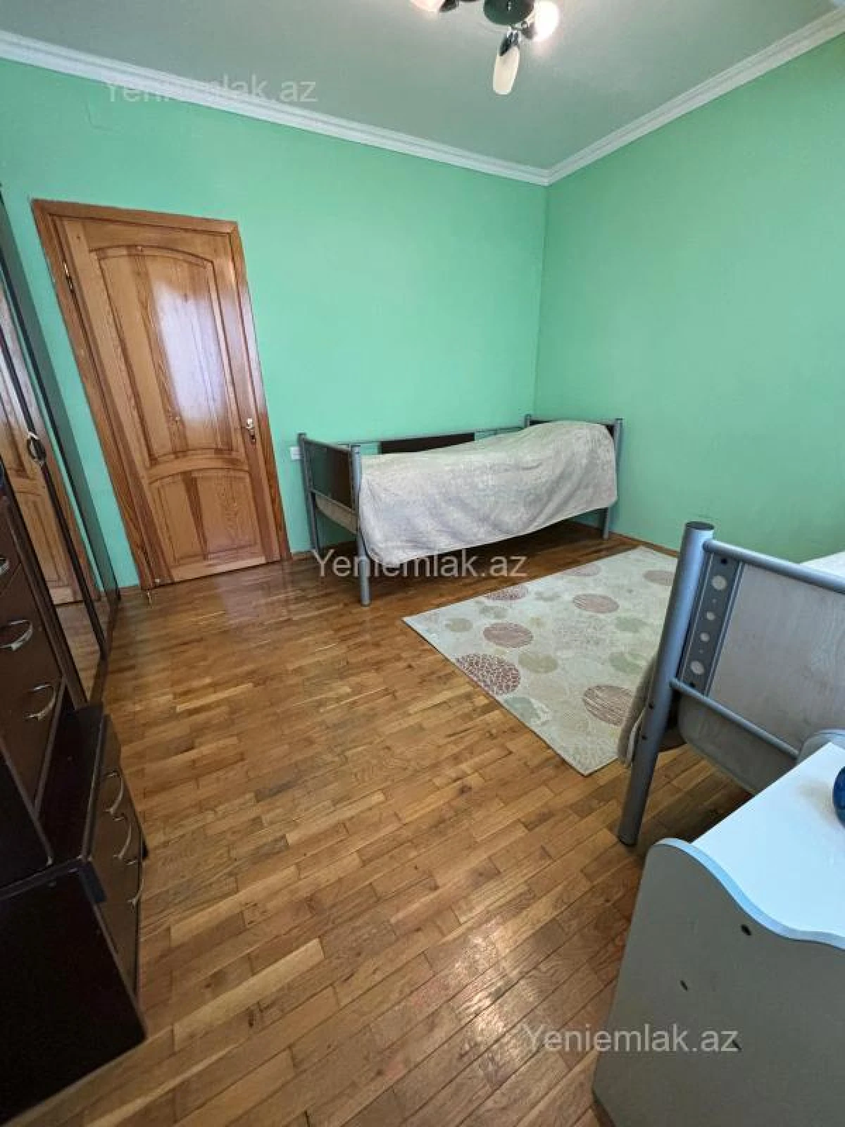 Satılır 3 otaqlı yeni tikili 81.5 m²