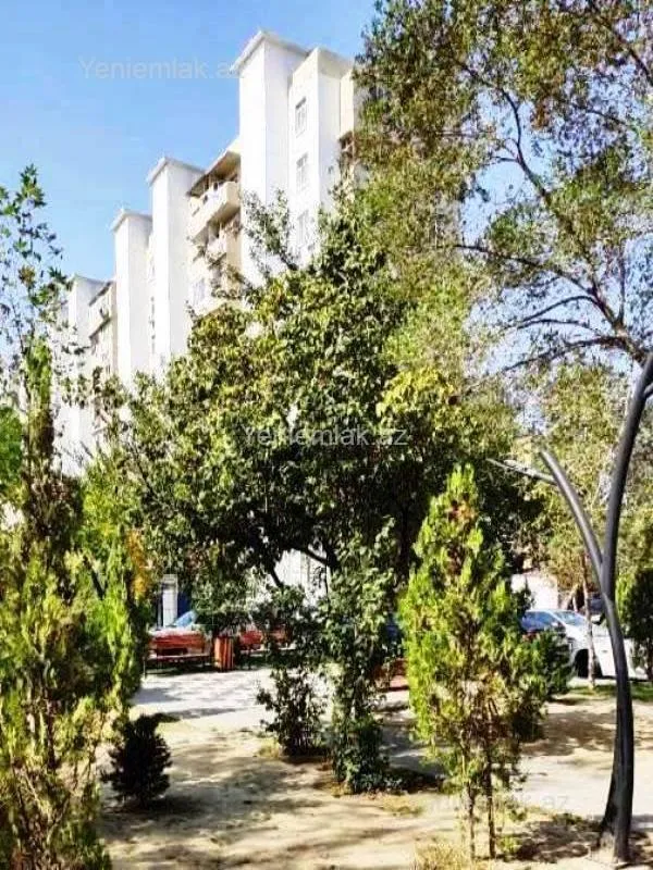 Satılır 3 otaqlı köhnə tikili 75 m²