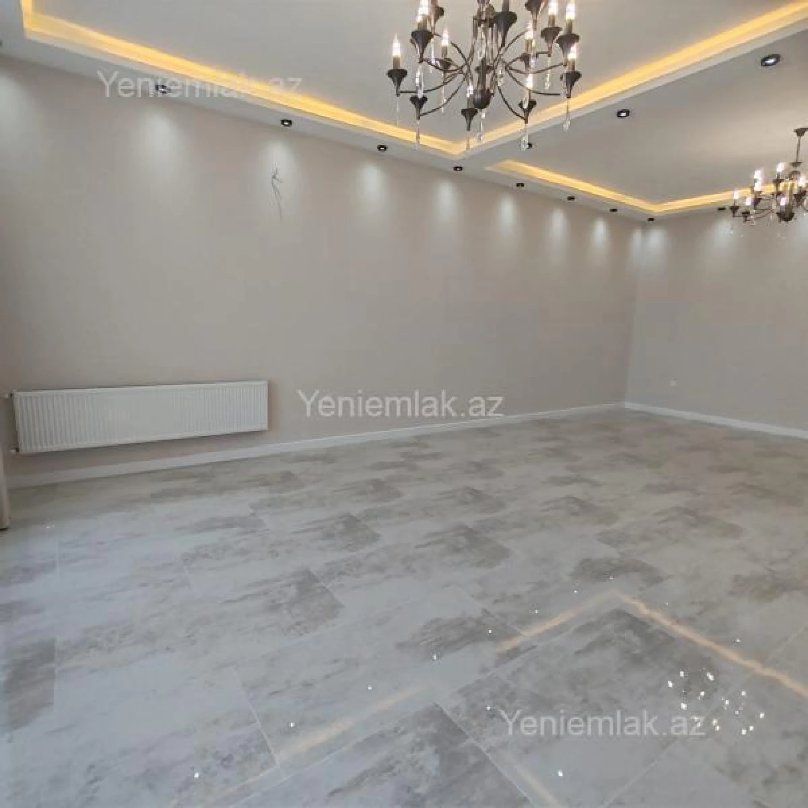 Satılır 5 otaqlı həyət evi 300 m²