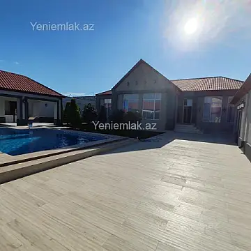 Satılır 5 otaqlı həyət evi 300 m²