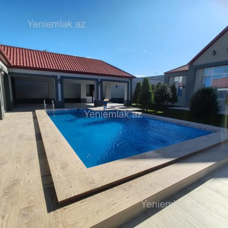 Satılır 5 otaqlı həyət evi 300 m²
