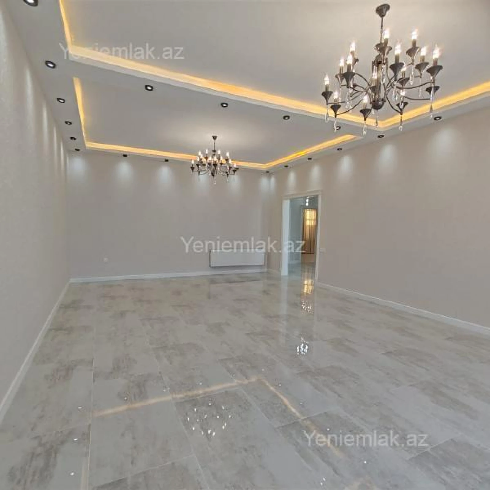 Satılır 5 otaqlı həyət evi 300 m²