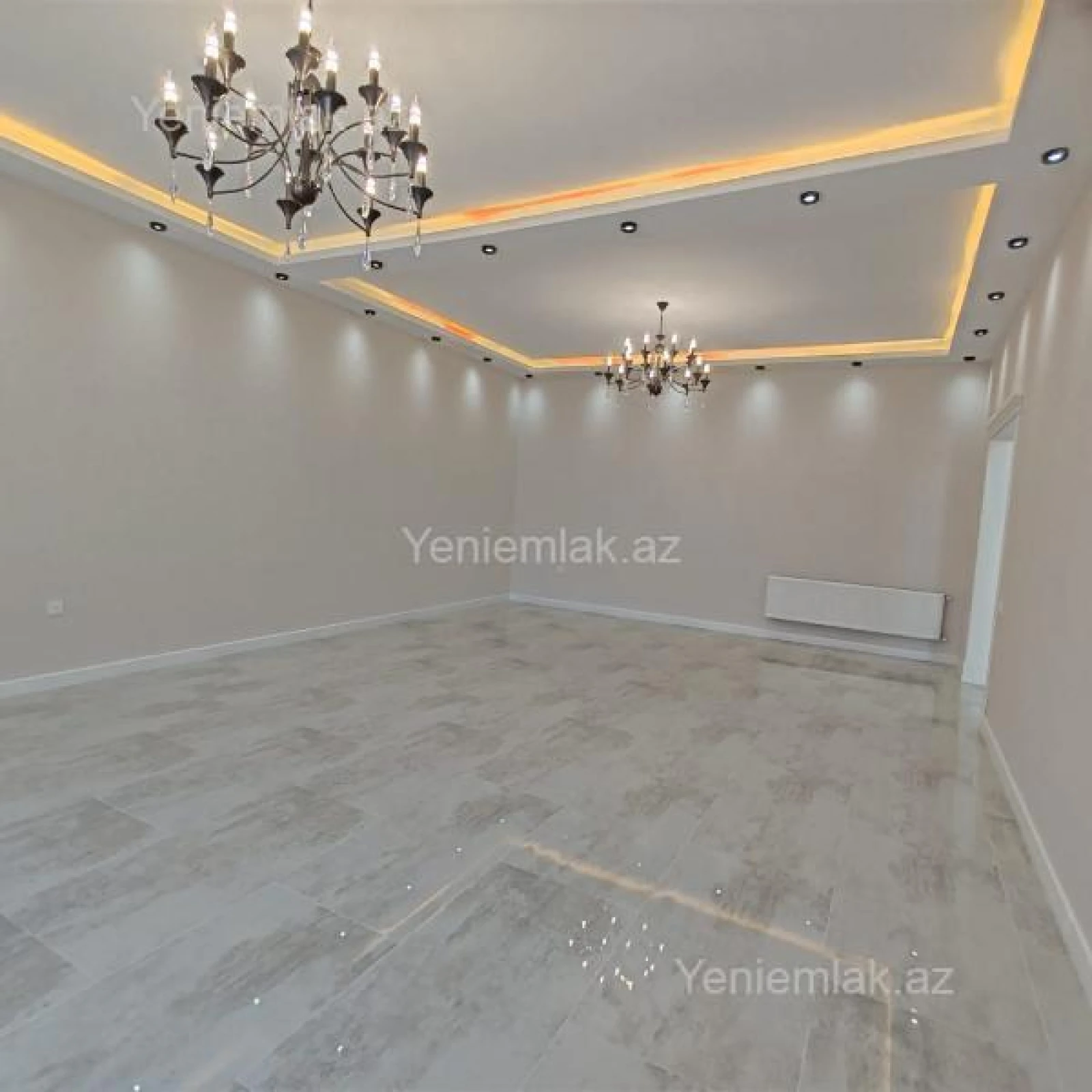 Satılır 5 otaqlı həyət evi 300 m²