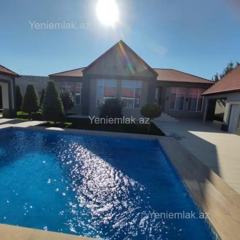 Satılır 5 otaqlı həyət evi 300 m²