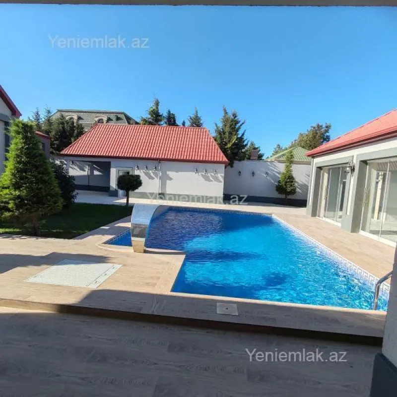 Satılır 5 otaqlı həyət evi 300 m²