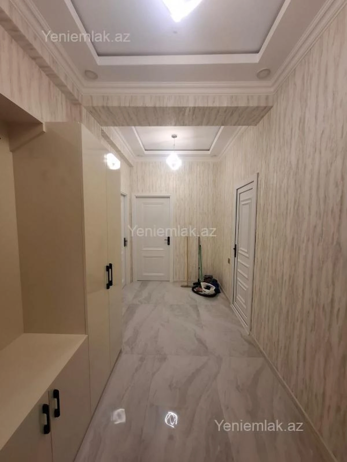 Satılır 2 otaqlı yeni tikili 61 m²