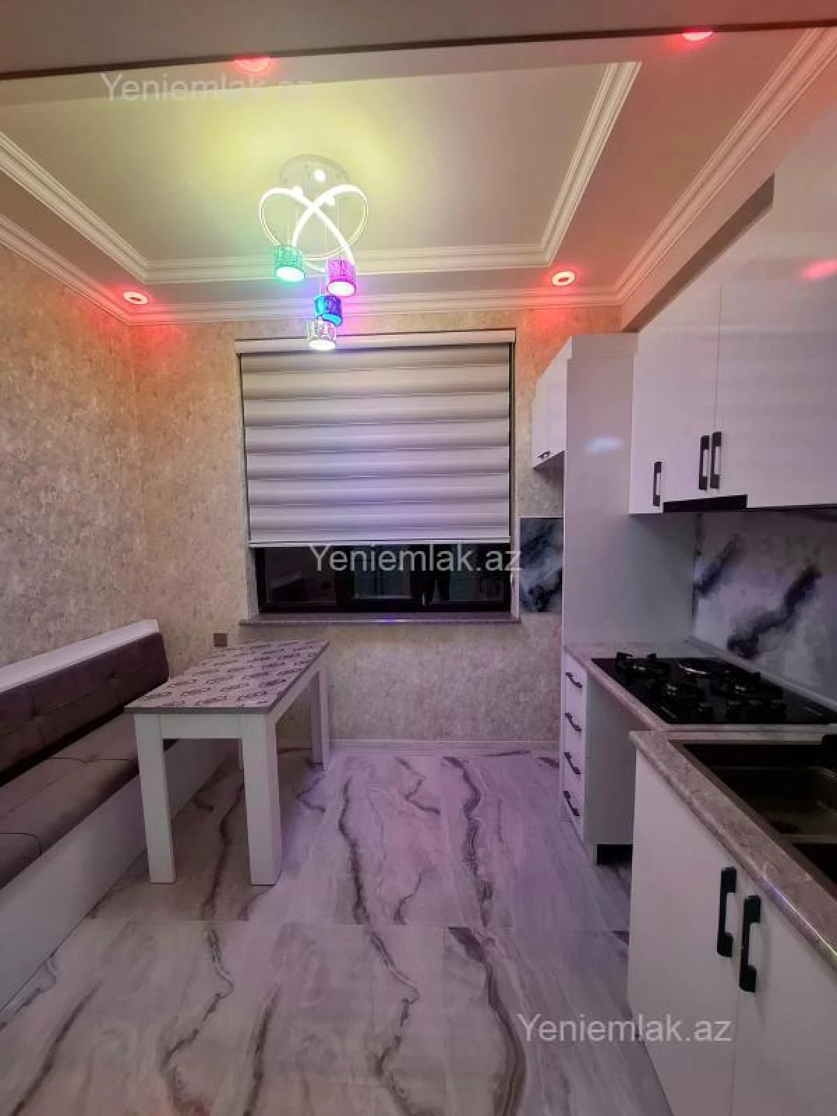 Satılır 2 otaqlı yeni tikili 61 m²