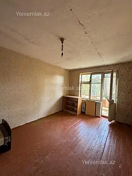 Satılır 3 otaqlı köhnə tikili 85 m²