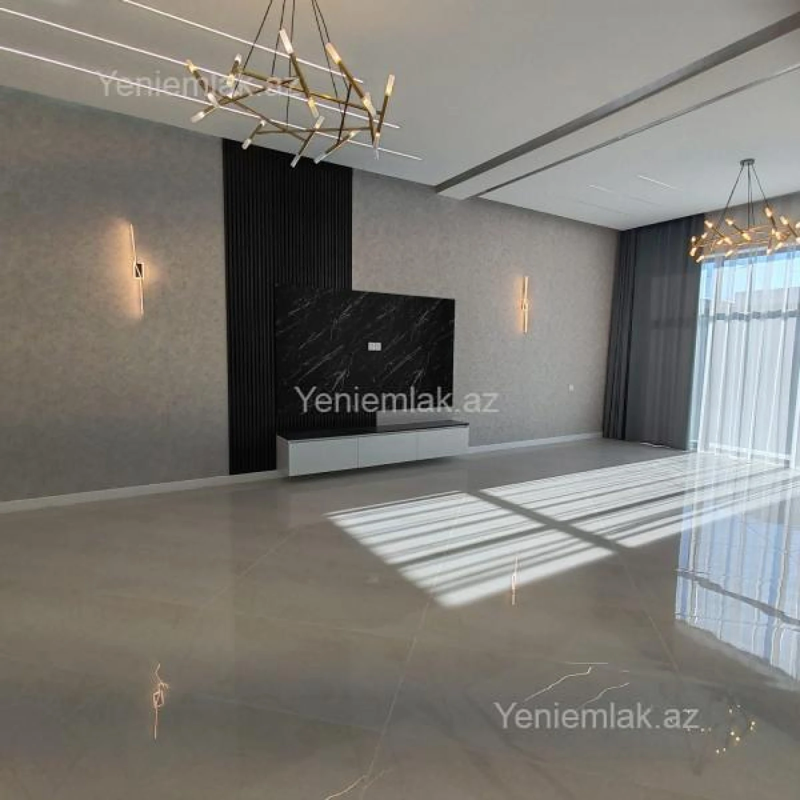 Satılır 4 otaqlı həyət evi 250 m²