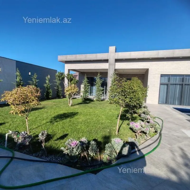 Satılır 4 otaqlı həyət evi 250 m²