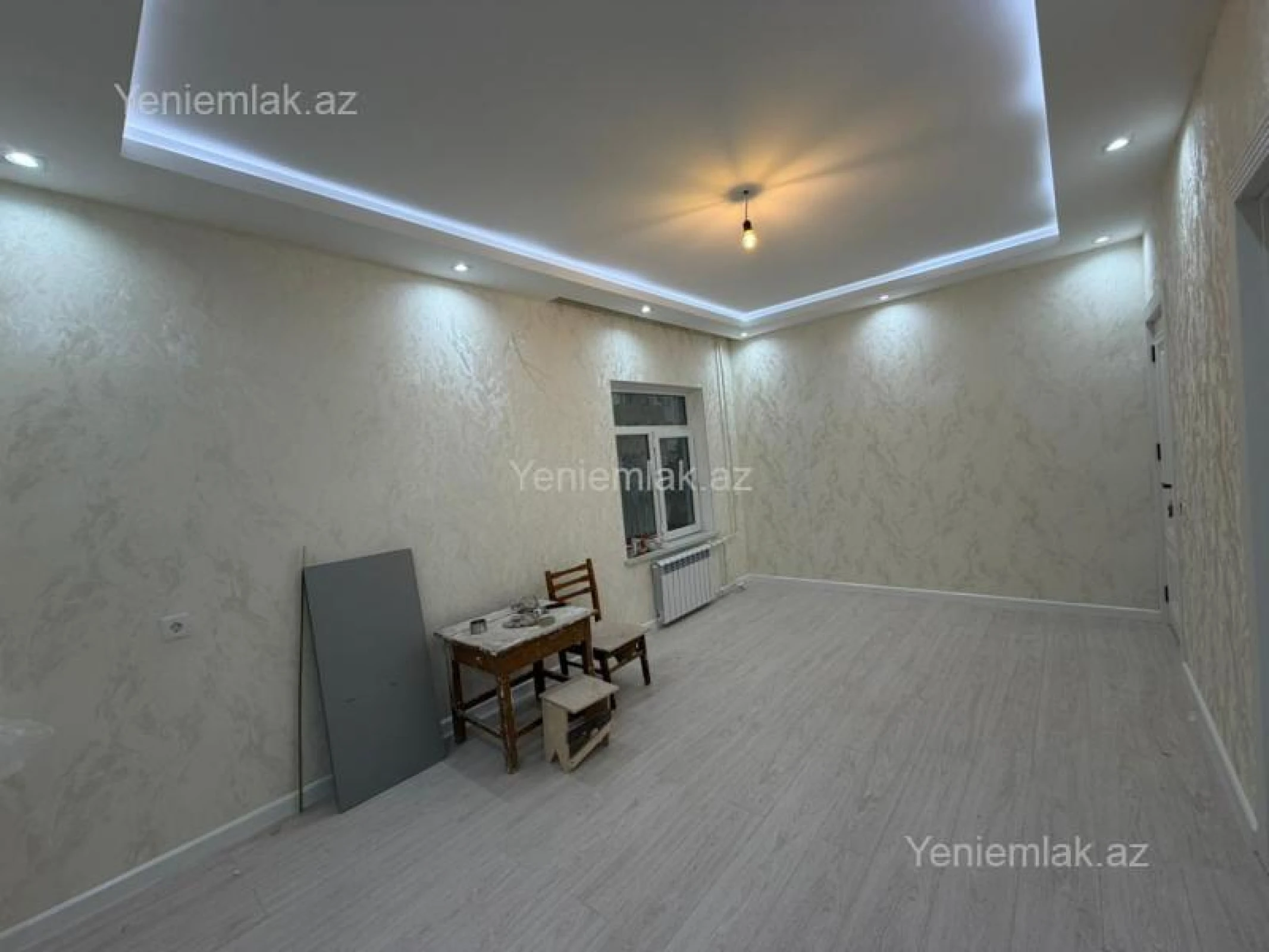 Satılır 2 otaqlı köhnə tikili 40 m²