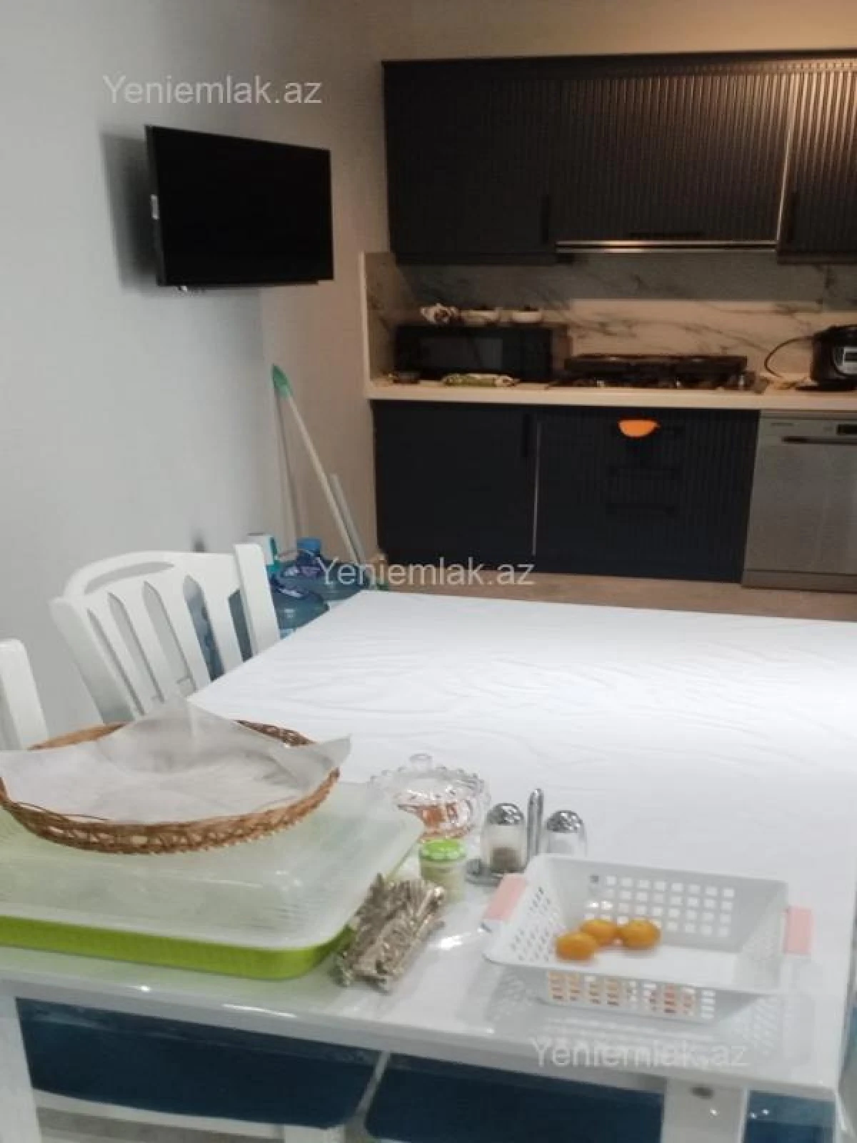 Satılır 3 otaqlı yeni tikili 100 m²