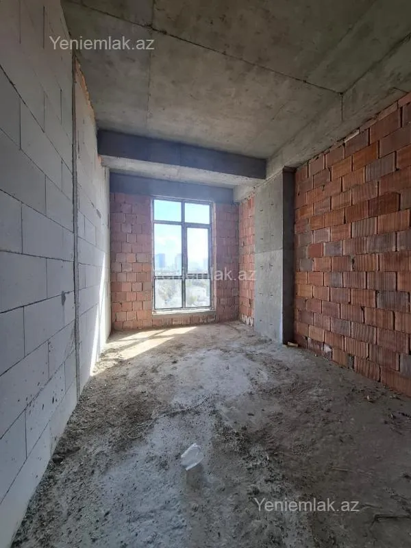 Satılır 2 otaqlı yeni tikili 81 m²