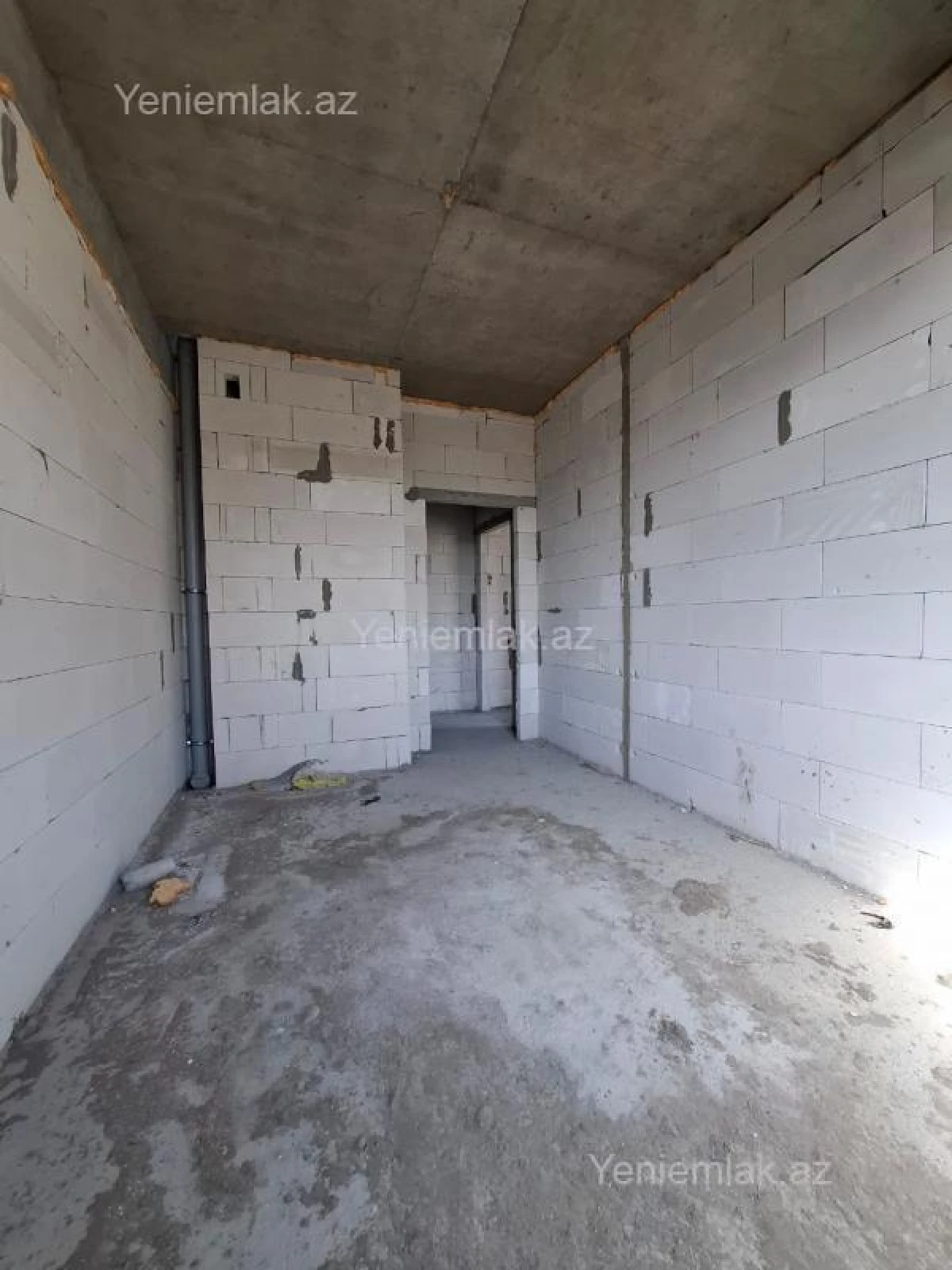 Satılır 2 otaqlı yeni tikili 81 m²