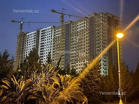 Satılır 4 otaqlı yeni tikili 185 m²