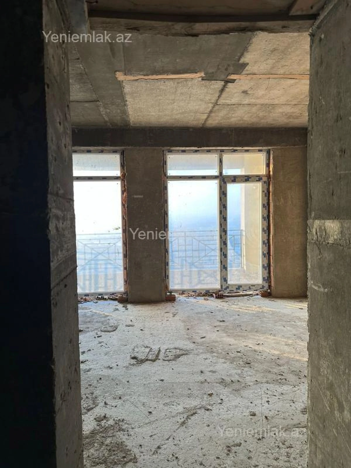 Satılır 4 otaqlı yeni tikili 185 m²