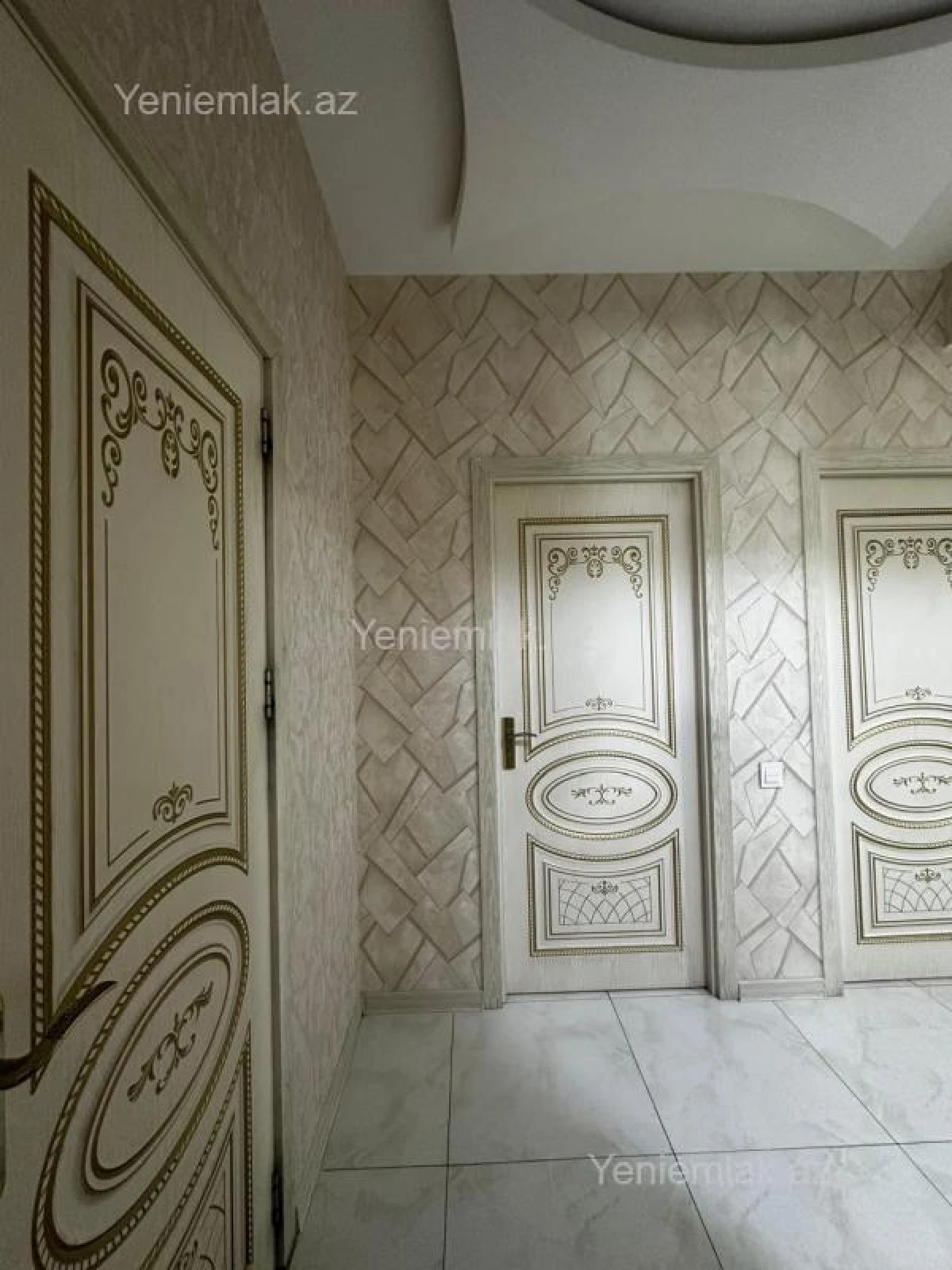 Satılır 3 otaqlı yeni tikili 72 m²