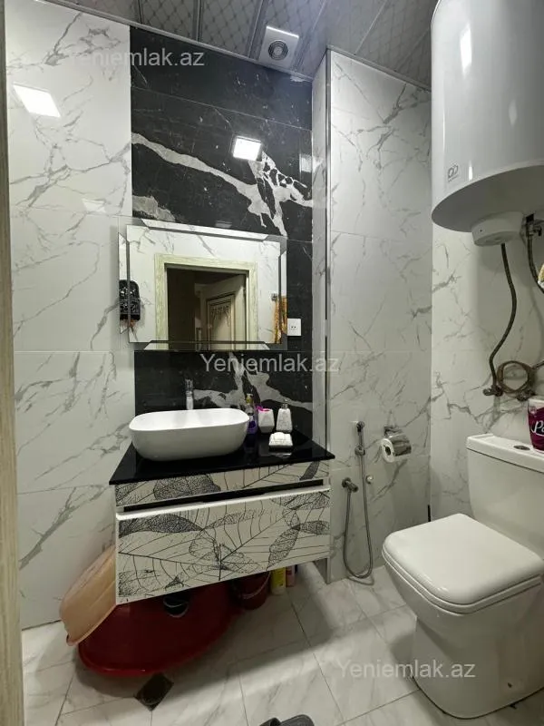 Satılır 3 otaqlı yeni tikili 72 m²