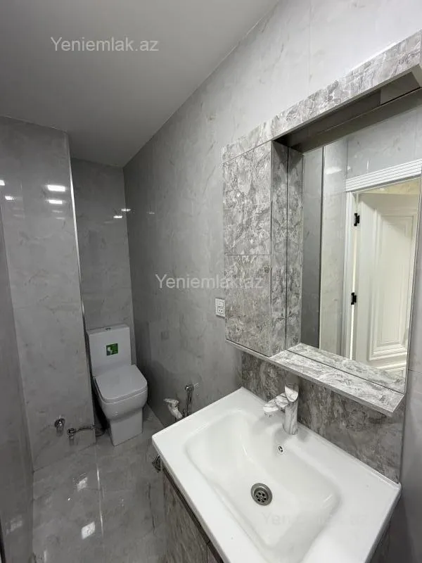 Satılır 2 otaqlı köhnə tikili 40 m²