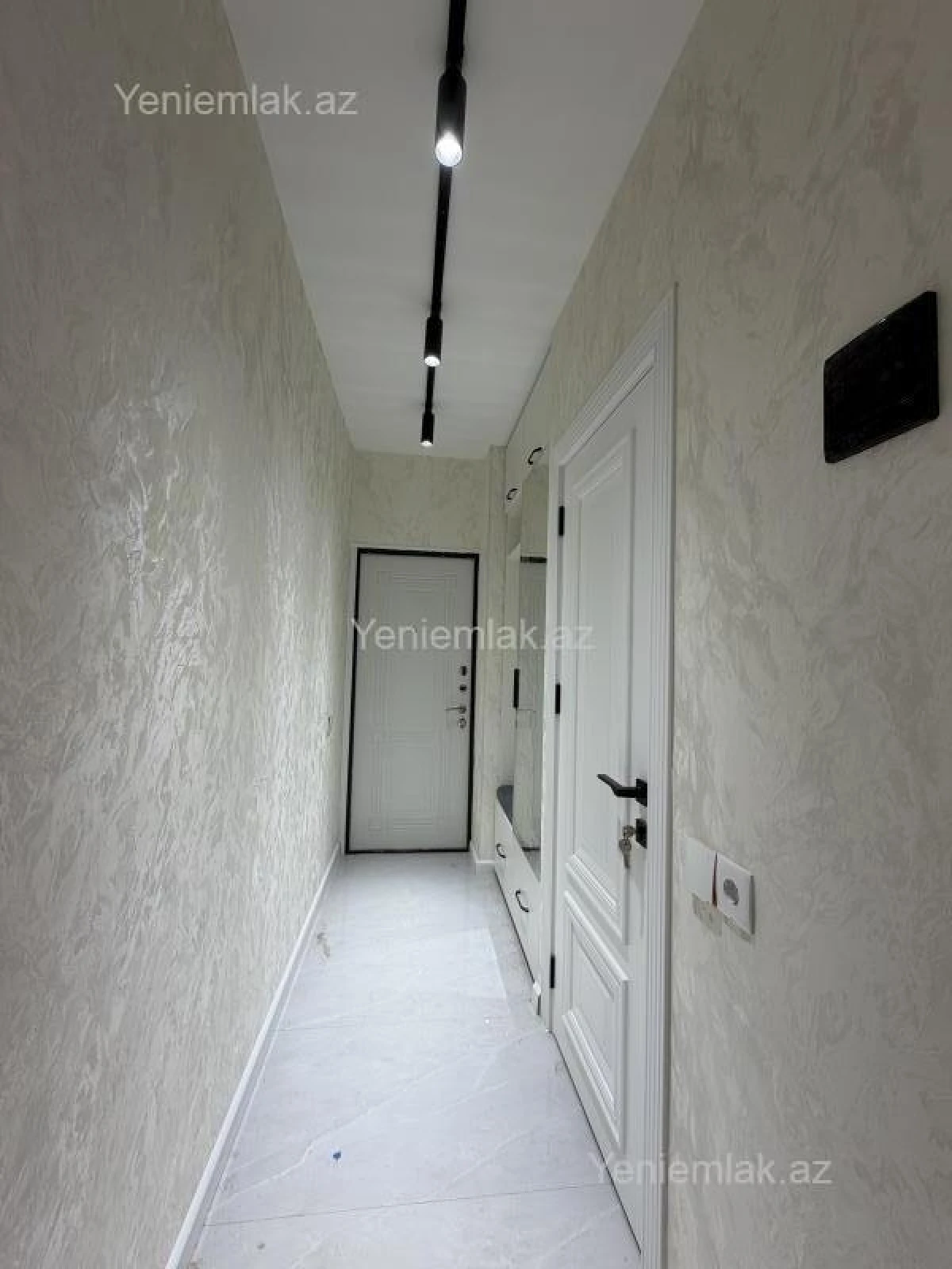 Satılır 2 otaqlı köhnə tikili 40 m²