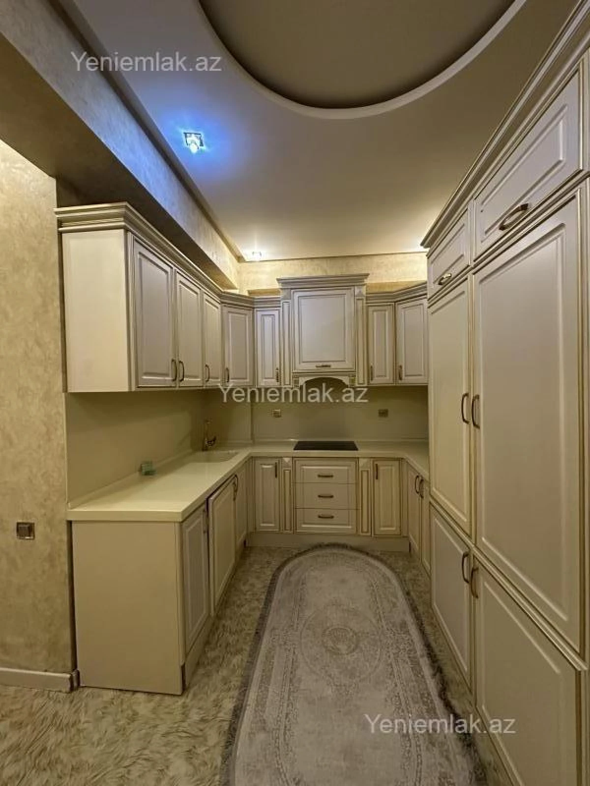 Satılır 3 otaqlı yeni tikili 70 m²