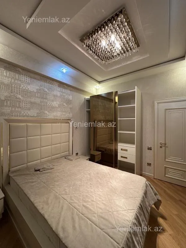 Satılır 3 otaqlı yeni tikili 70 m²