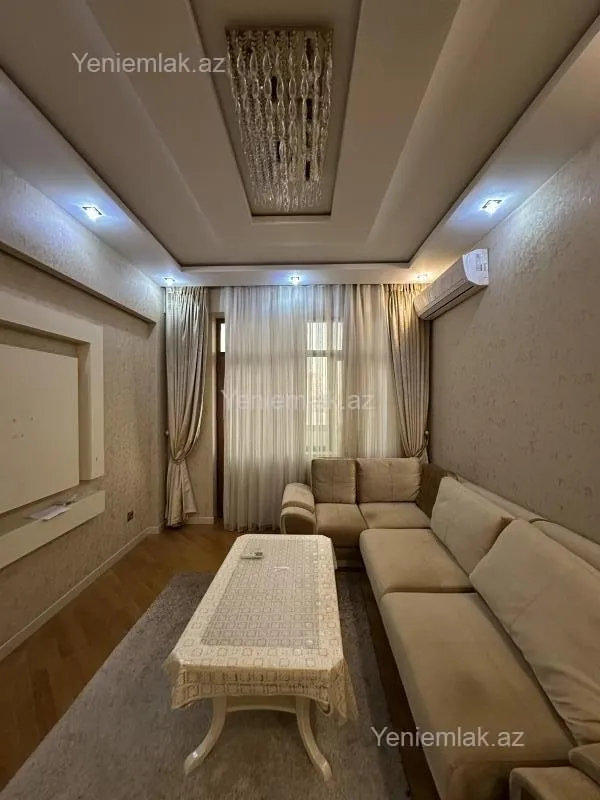 Satılır 3 otaqlı yeni tikili 70 m²
