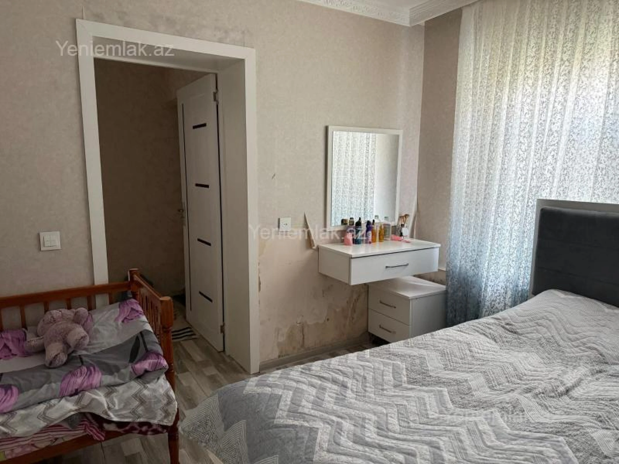 Satılır 6 otaqlı həyət evi 160 m²