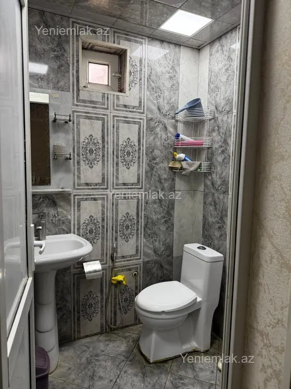 Satılır 6 otaqlı həyət evi 160 m²