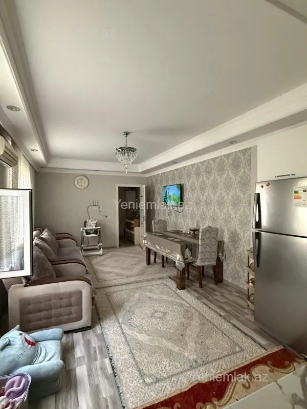 Satılır 6 otaqlı həyət evi 160 m²